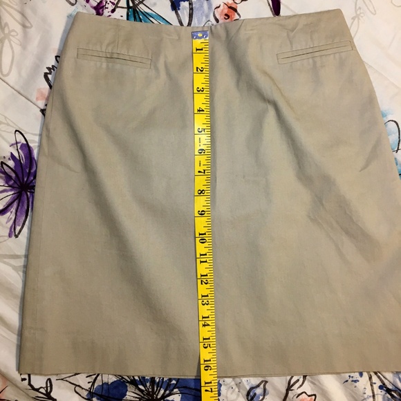 DONATING 2/4: ANN TAYLOR Skirt - Khaki Skirt - Picture 4 of 8